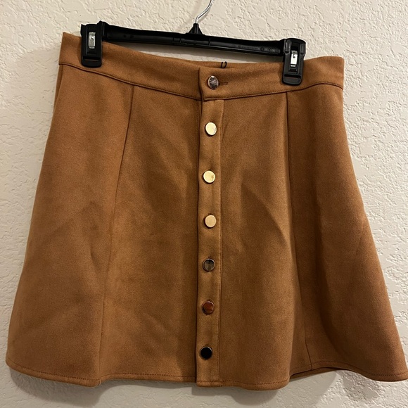 Fuinloth Dresses & Skirts - ***NWT*** Faux Suede Skirt